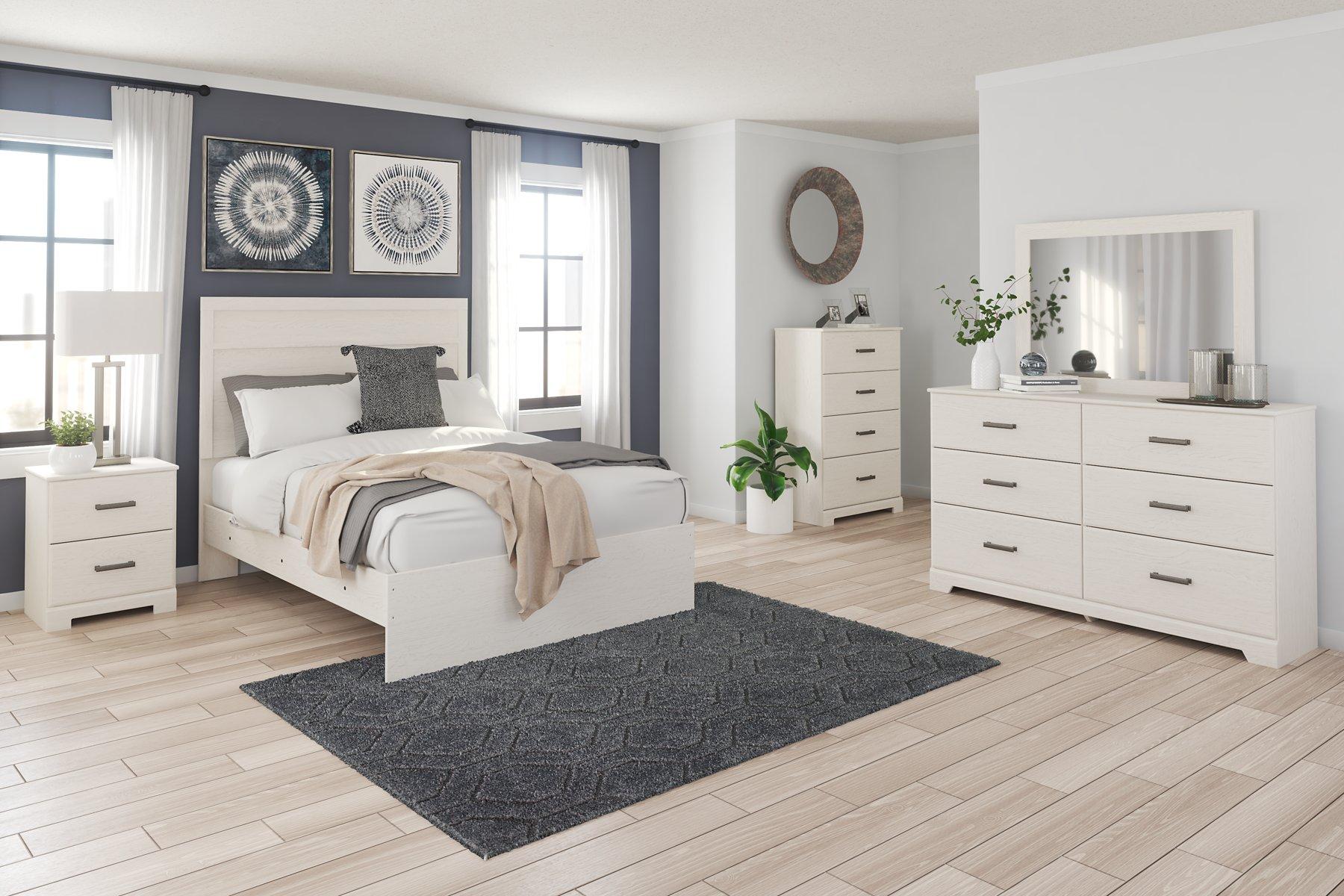 Stelsie Bed - Furniture & Design Outlet (Kalamazoo,MI)