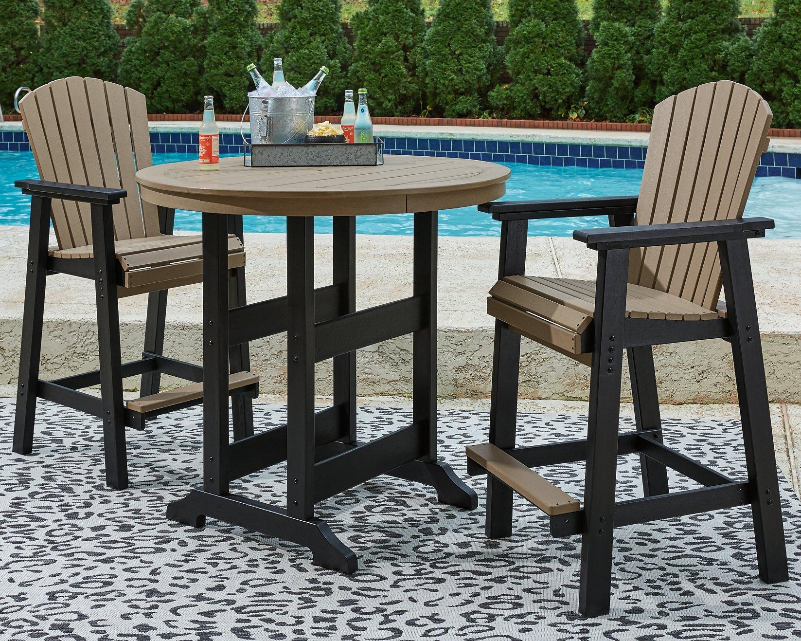Fairen Trail Outdoor Dining Set - Furniture & Design Outlet (Kalamazoo,MI)
