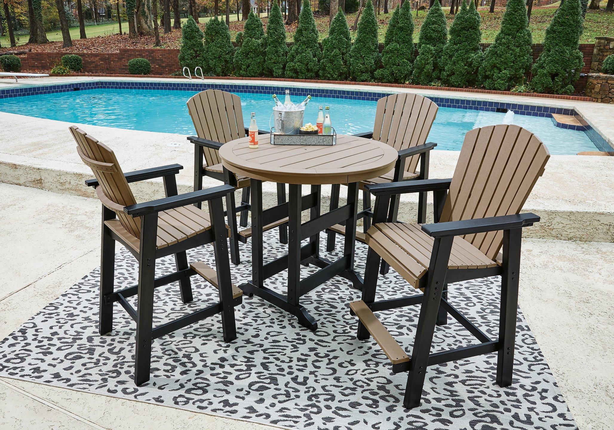 Fairen Trail Outdoor Dining Set - Furniture & Design Outlet (Kalamazoo,MI)
