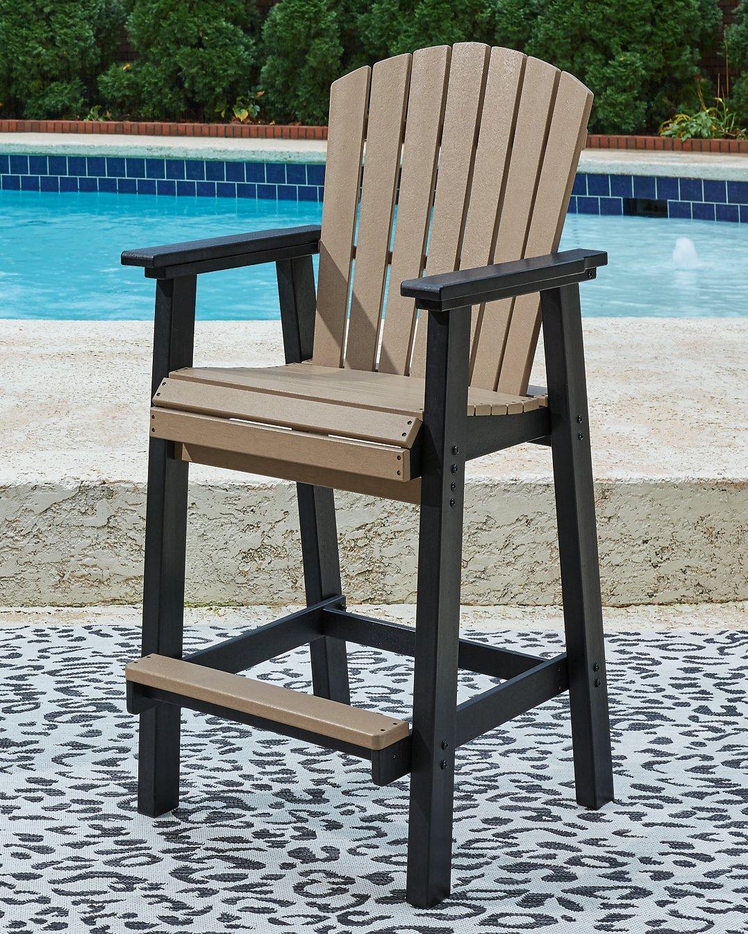 Fairen Trail Outdoor Dining Set - Furniture & Design Outlet (Kalamazoo,MI)