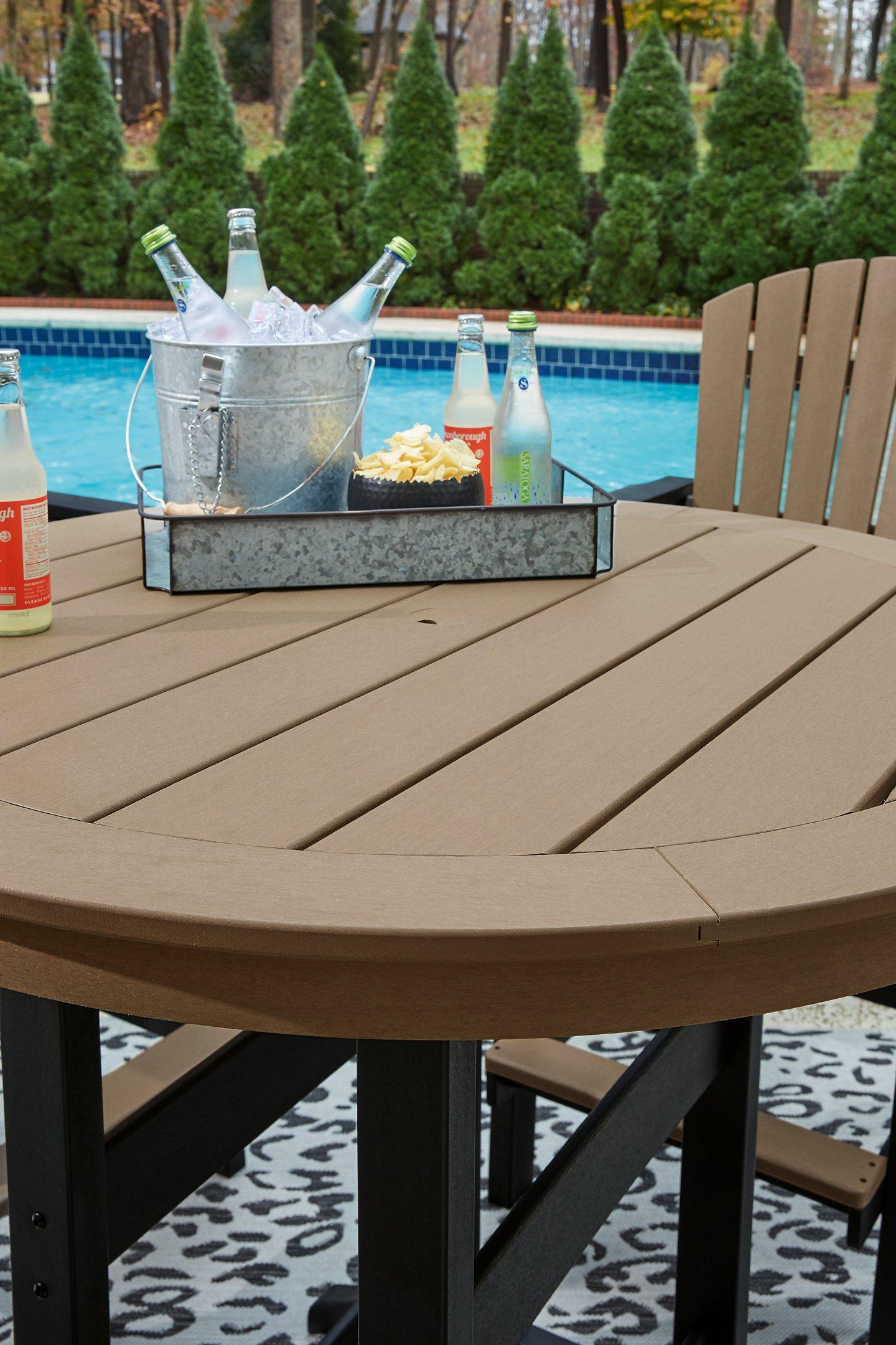 Fairen Trail Outdoor Dining Set - Furniture & Design Outlet (Kalamazoo,MI)