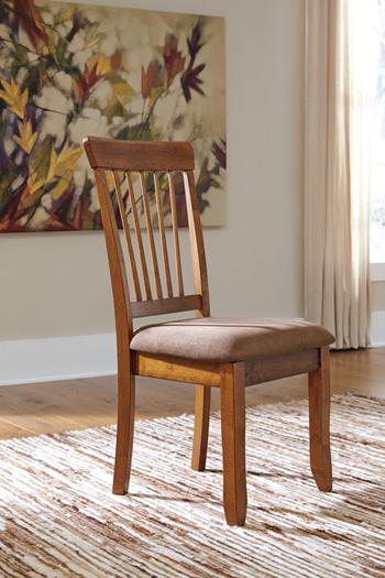 Berringer Dining Set - Furniture & Design Outlet (Kalamazoo,MI)