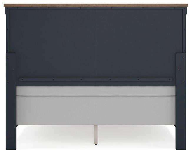Landocken Bedroom Package - Furniture & Design Outlet (Kalamazoo,MI)