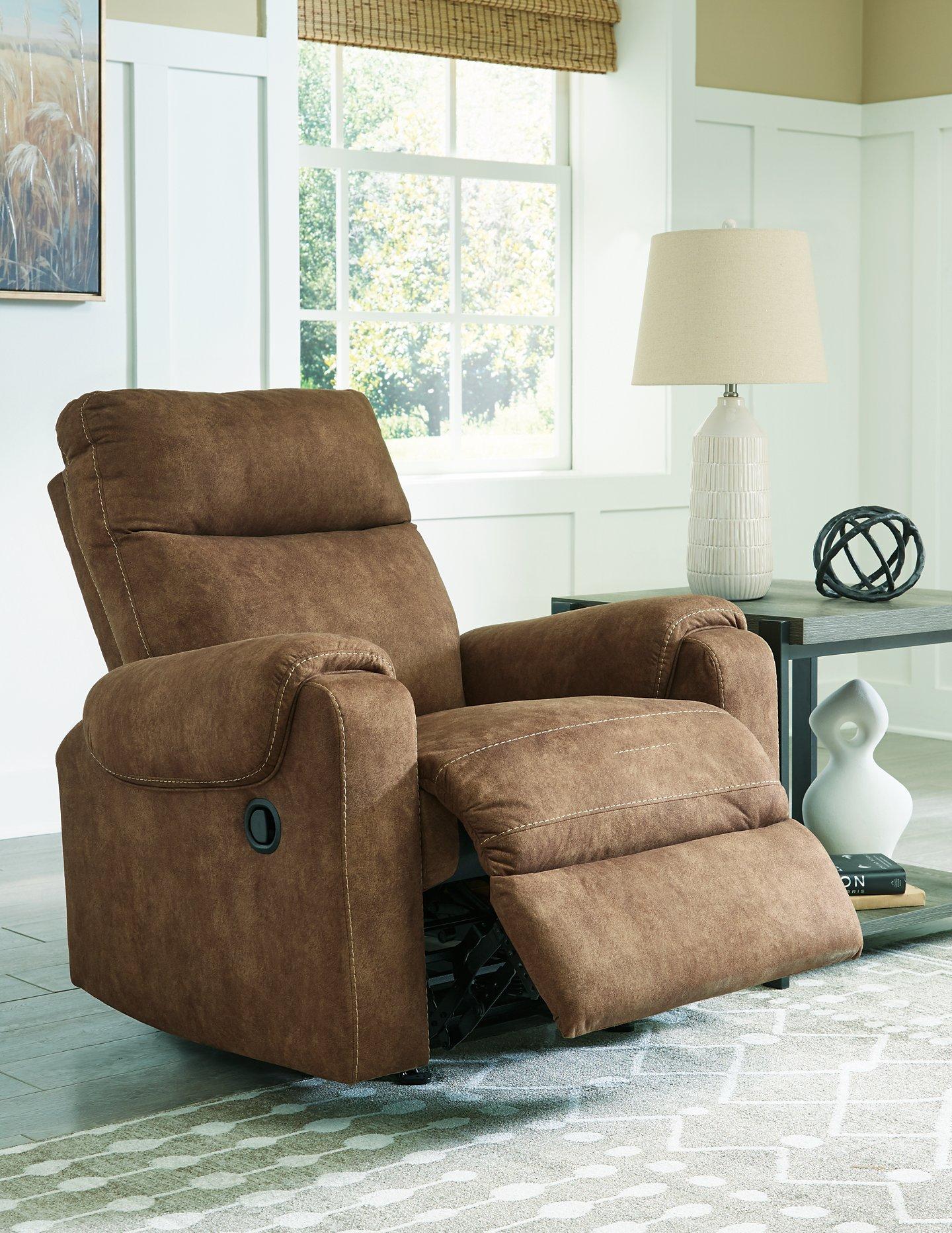 Edenwold Living Room Set - Furniture & Design Outlet (Kalamazoo,MI)