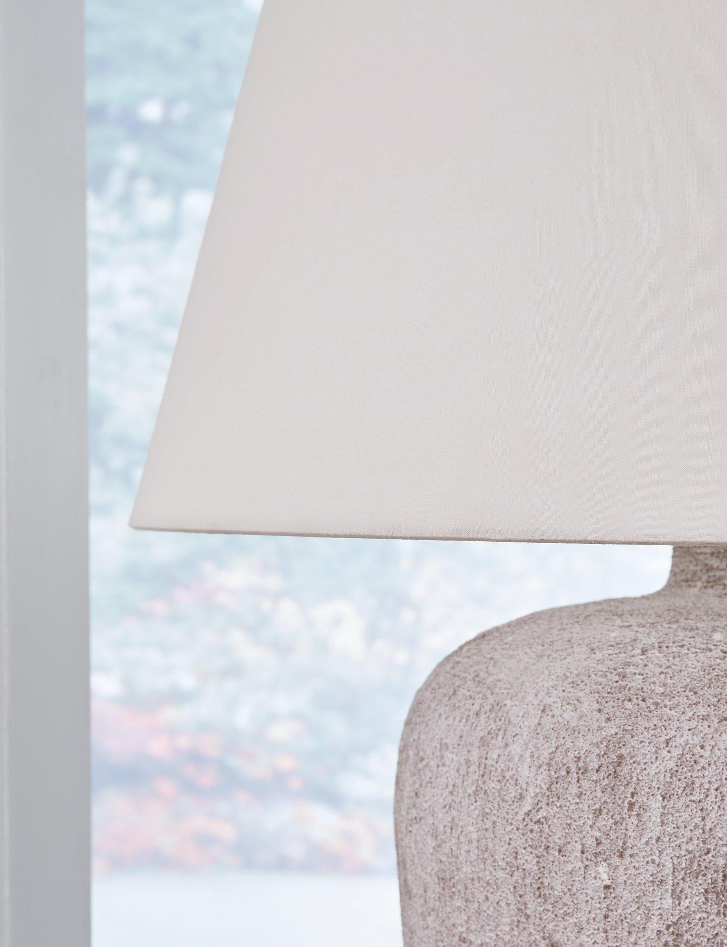 Danry Table Lamp