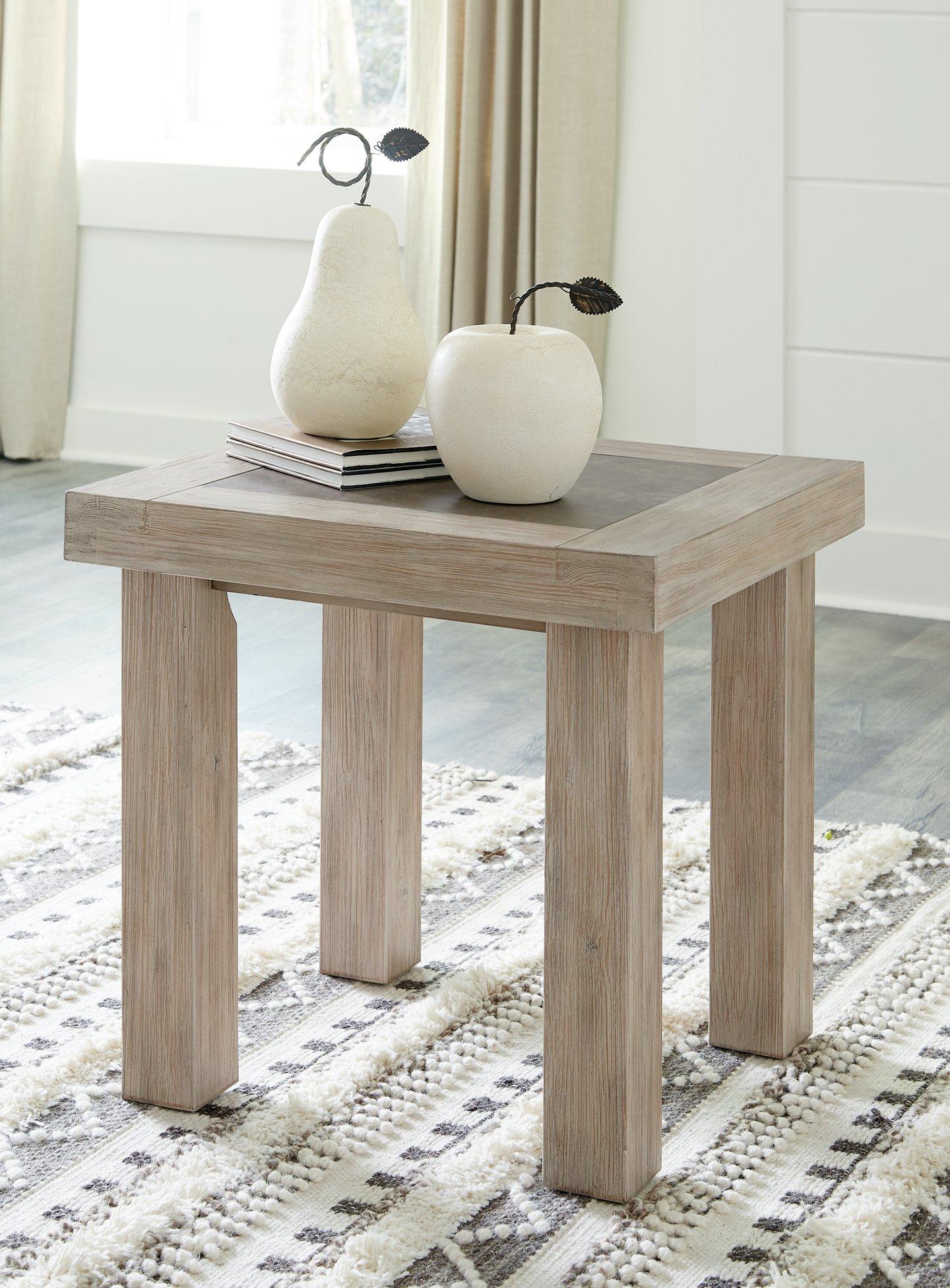 Hennington Table Set - Furniture & Design Outlet (Kalamazoo,MI)
