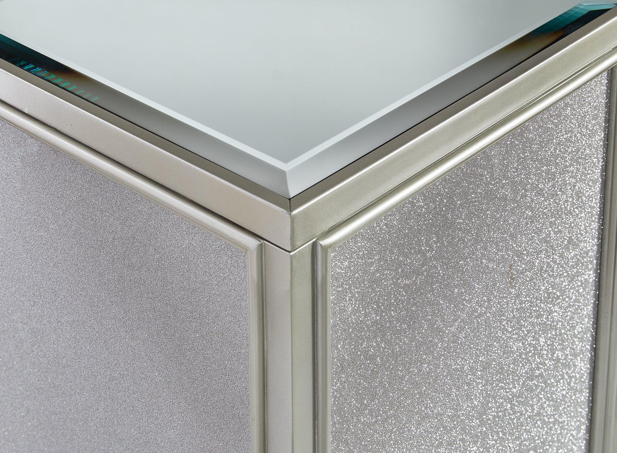 Traleena Nesting End Table (Set of 2) - Furniture & Design Outlet (Kalamazoo,MI)