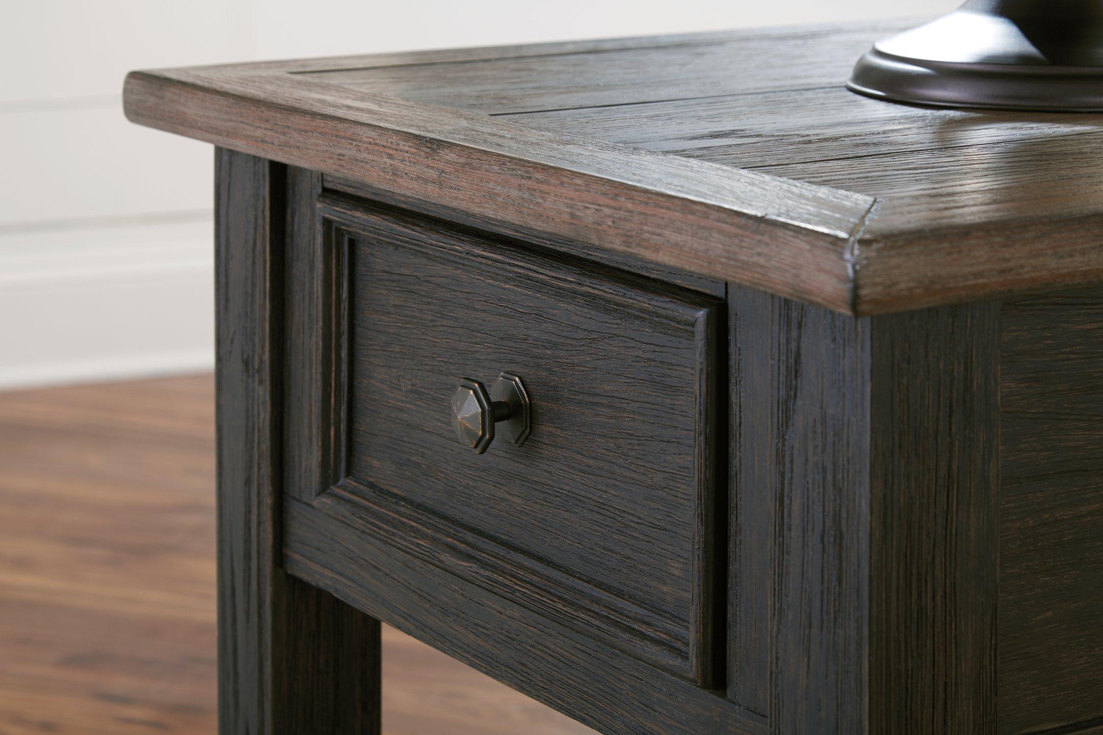 Tyler Creek Occasional Table Set - Furniture & Design Outlet (Kalamazoo,MI)