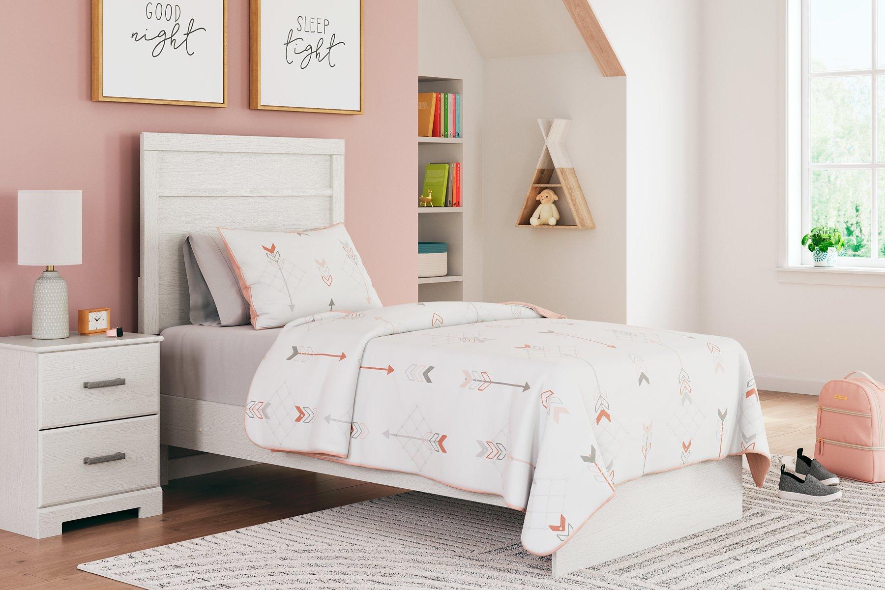 Stelsie Bed - Furniture & Design Outlet (Kalamazoo,MI)