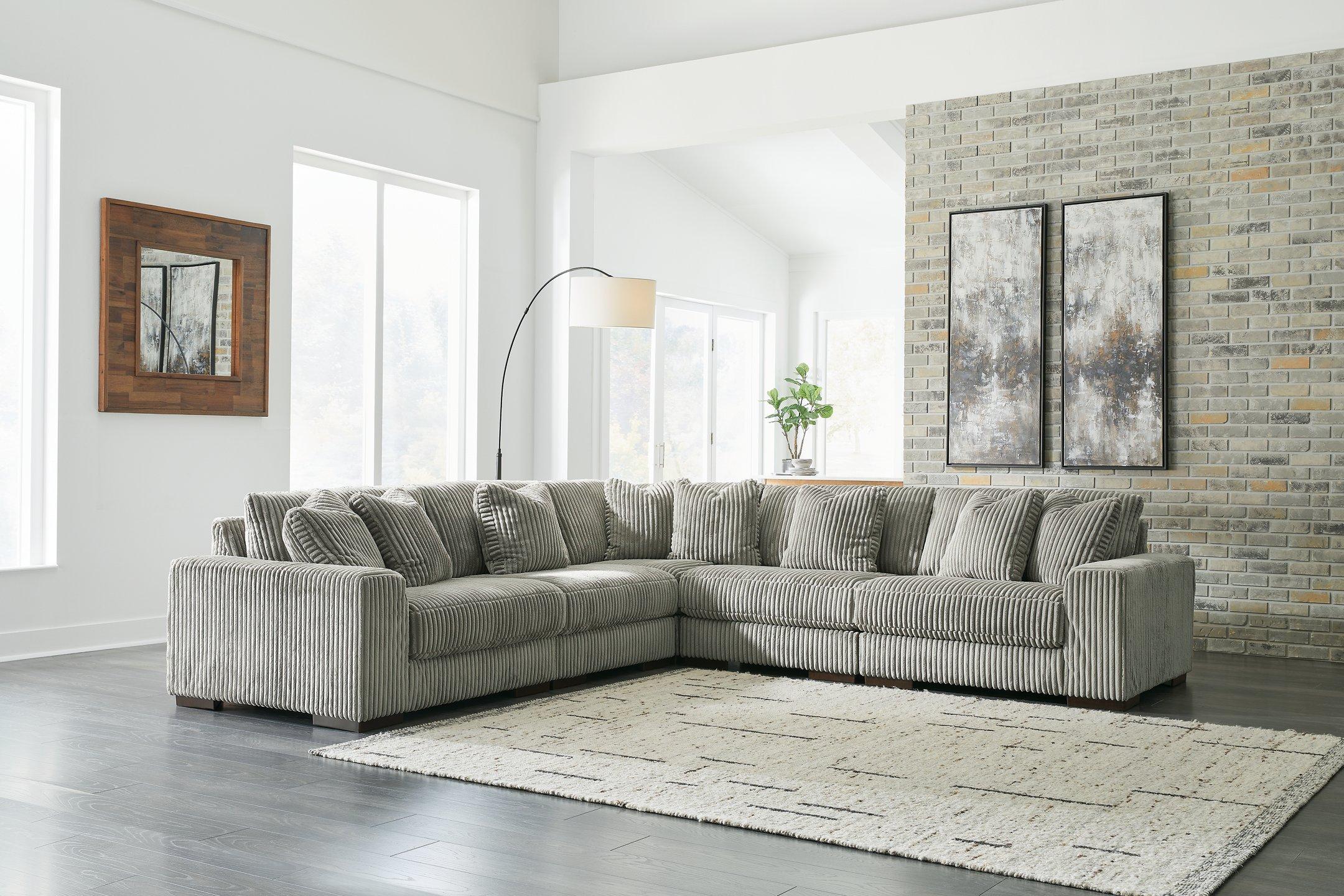 Lindyn Sectional - Furniture & Design Outlet (Kalamazoo,MI)