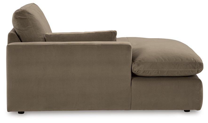 Sophie Sectional Sofa Chaise - Furniture & Design Outlet (Kalamazoo,MI)