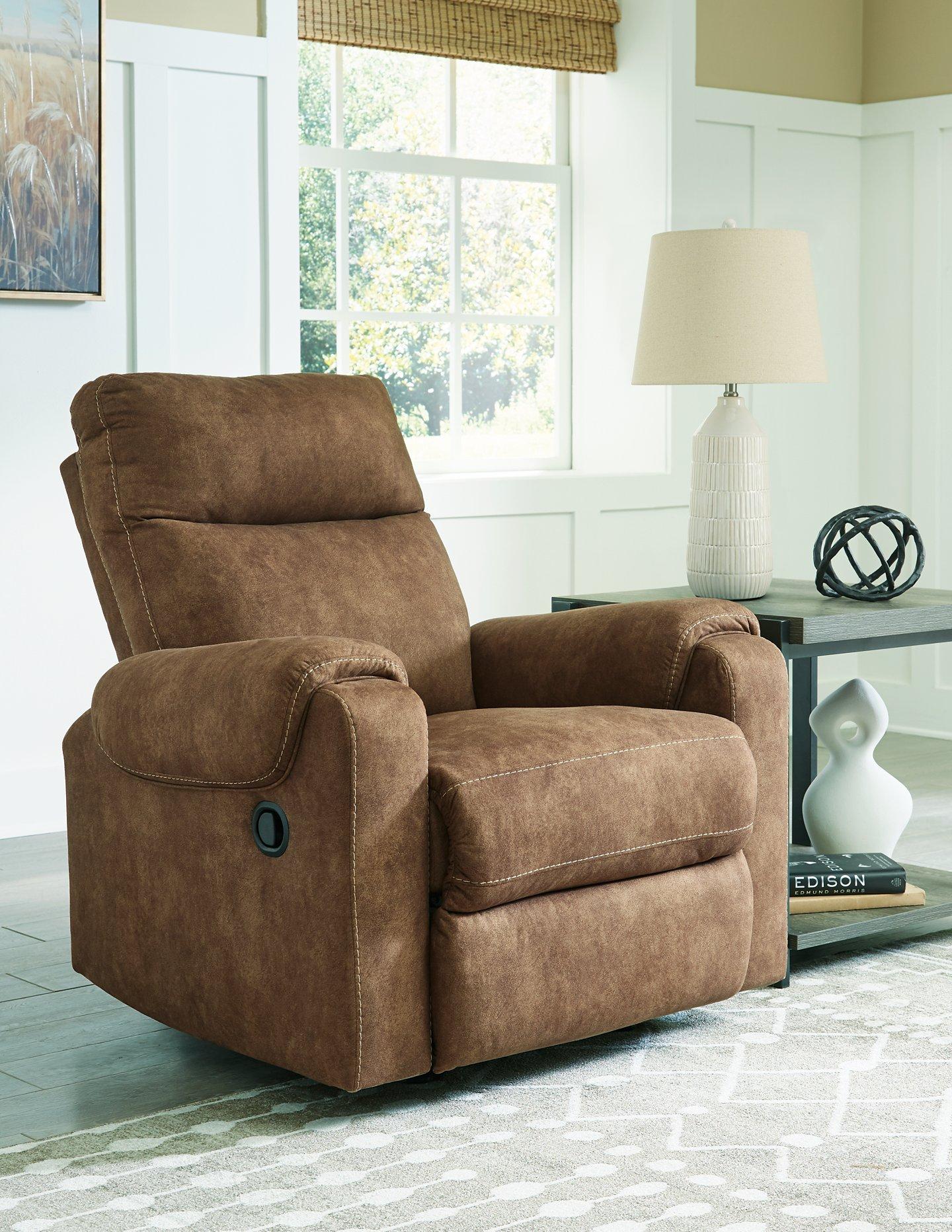 Edenwold Living Room Set - Furniture & Design Outlet (Kalamazoo,MI)