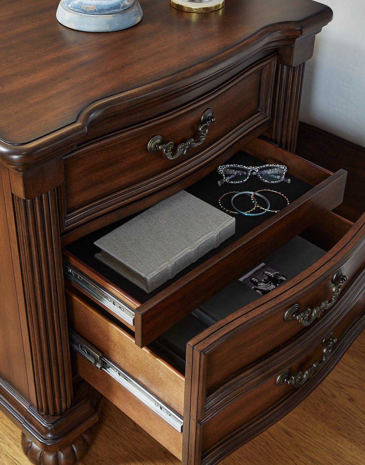Lavinton Bedroom Set - Furniture & Design Outlet (Kalamazoo,MI)