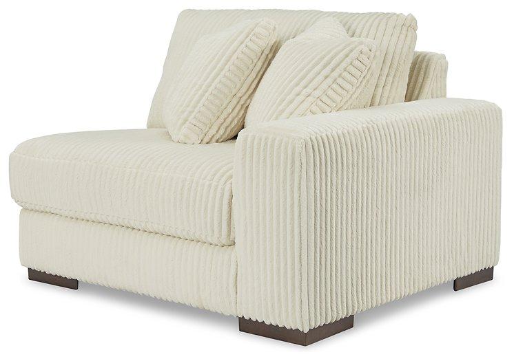 Lindyn Sectional - Furniture & Design Outlet (Kalamazoo,MI)