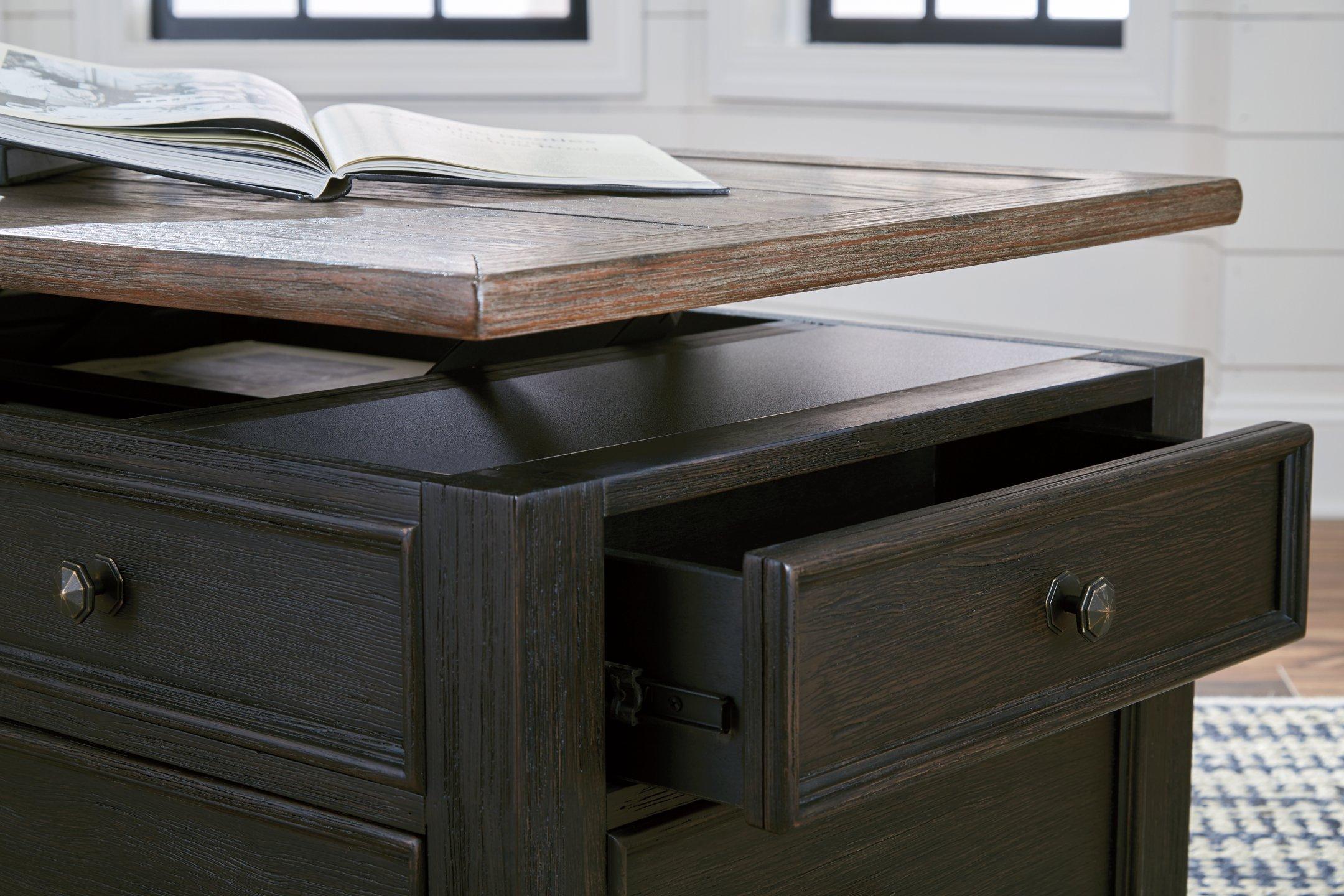 Tyler Creek Occasional Table Set - Furniture & Design Outlet (Kalamazoo,MI)