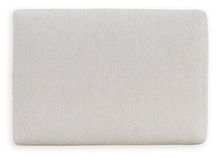 Maitelynn Upholstery Package - Furniture & Design Outlet (Kalamazoo,MI)