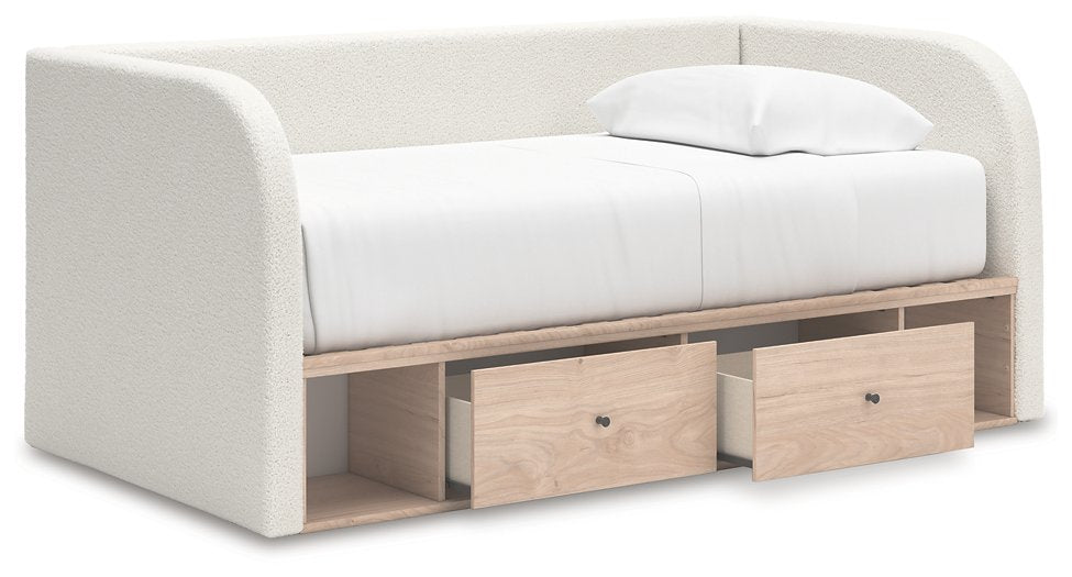 Arloster Upholstered Bed - Furniture & Design Outlet (Kalamazoo,MI)