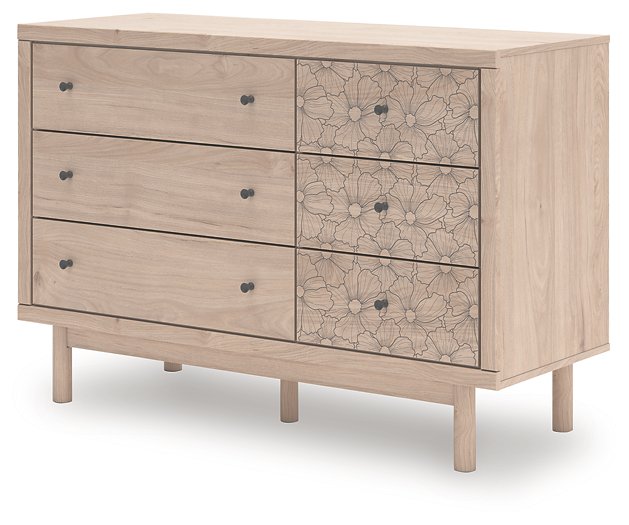 Arloster Dresser - Furniture & Design Outlet (Kalamazoo,MI)
