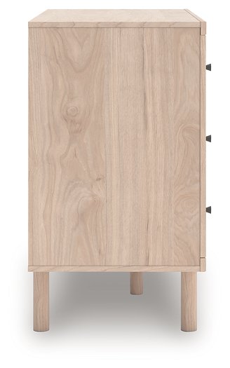 Arloster Dresser - Furniture & Design Outlet (Kalamazoo,MI)