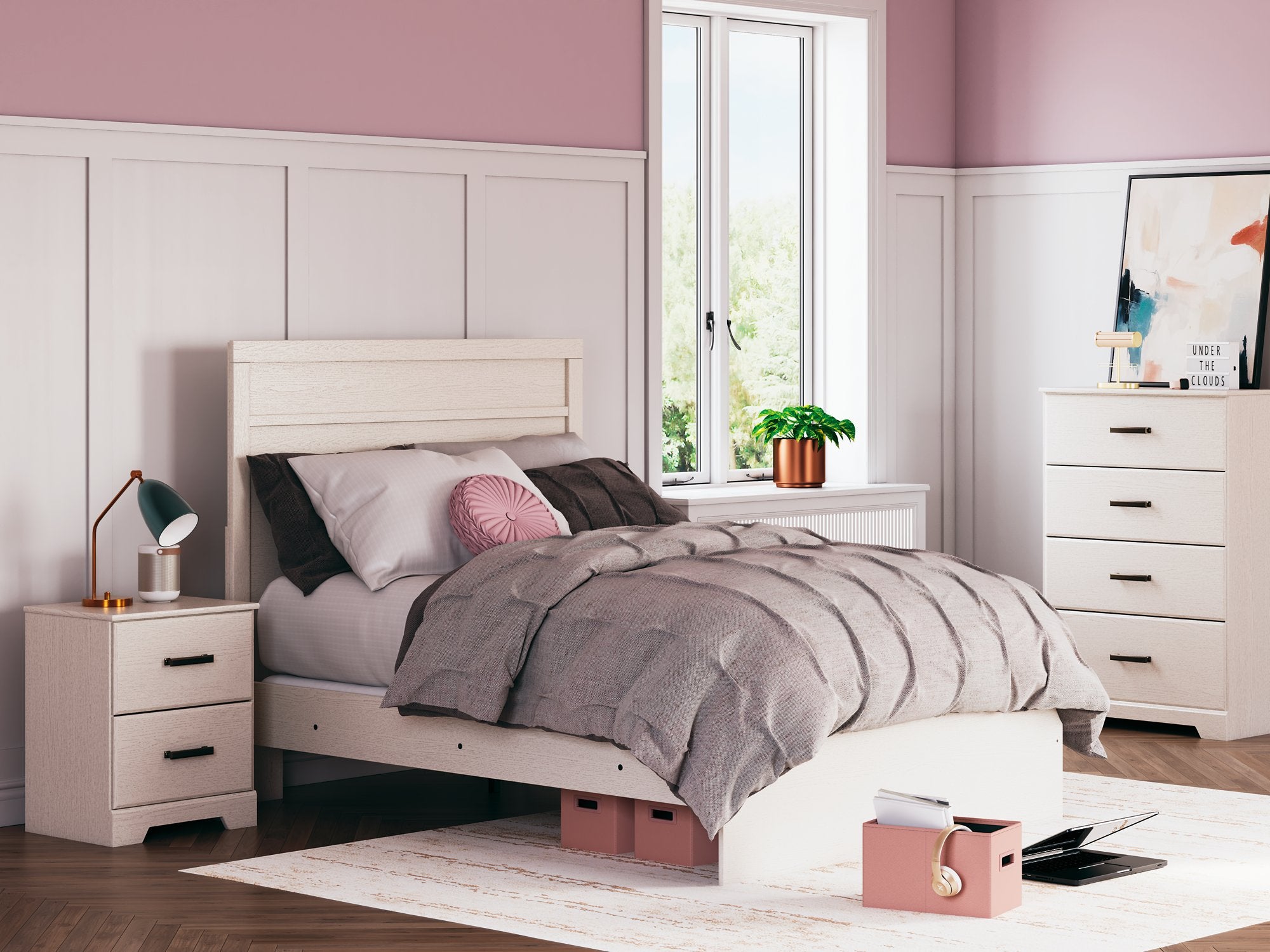 Stelsie Bed - Furniture & Design Outlet (Kalamazoo,MI)