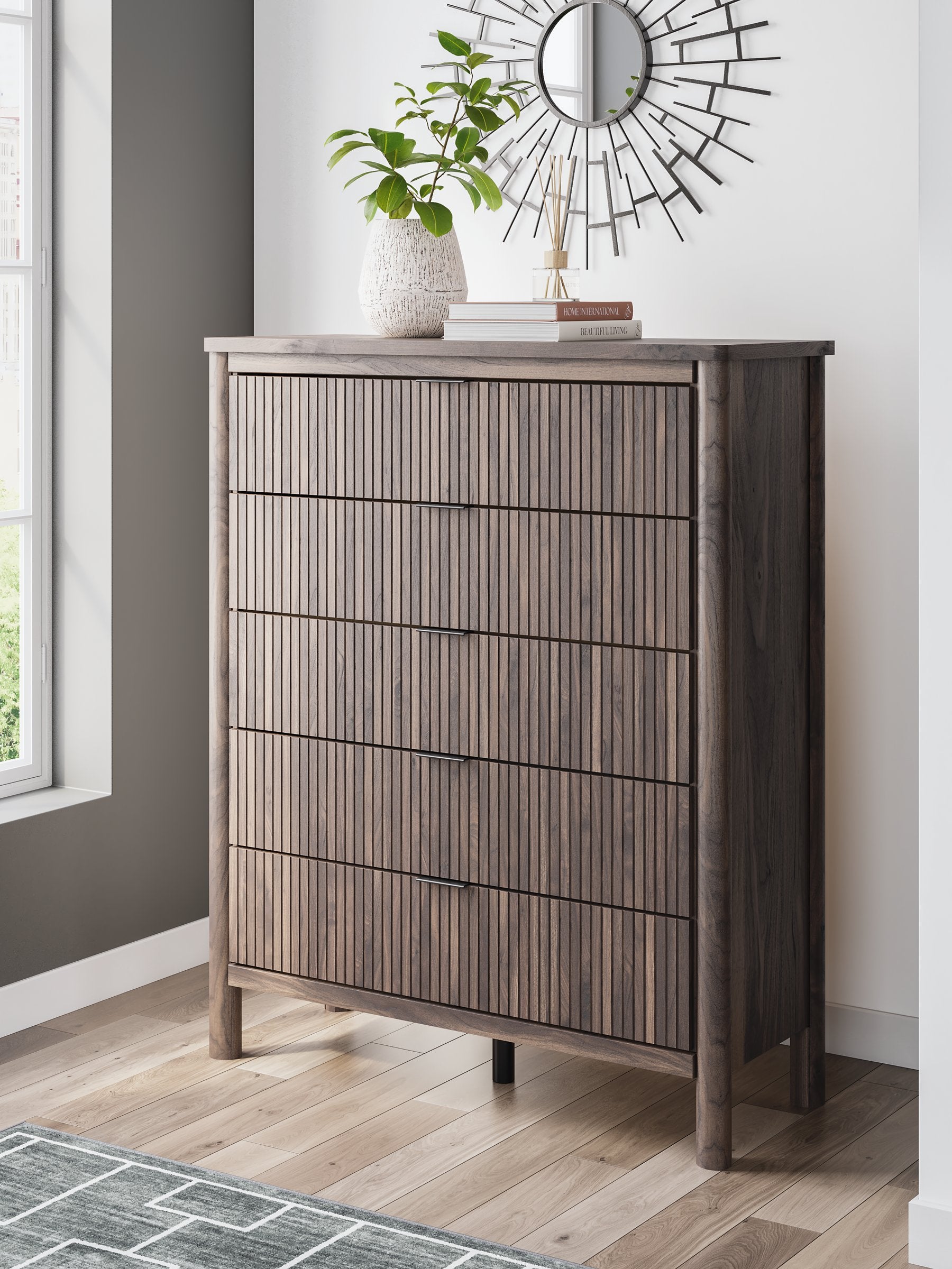 Pamytta Wide Chest of Drawers - Furniture & Design Outlet (Kalamazoo,MI)