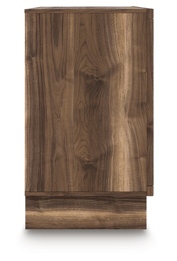 Chirason Dresser - Furniture & Design Outlet (Kalamazoo,MI)