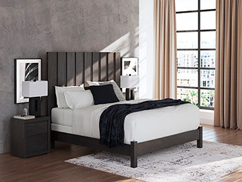 Fraluna Bed - Furniture & Design Outlet (Kalamazoo,MI)