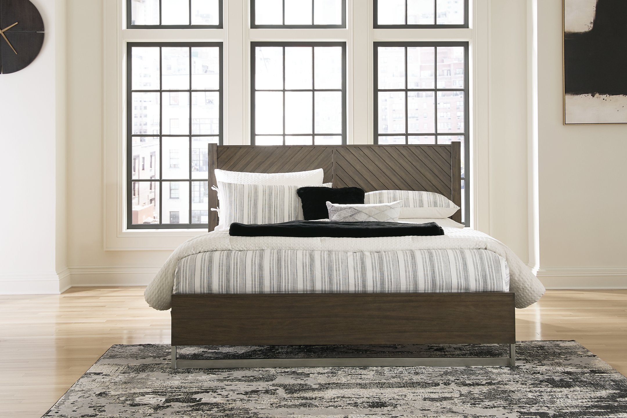 Arkenton Bed - Furniture & Design Outlet (Kalamazoo,MI)
