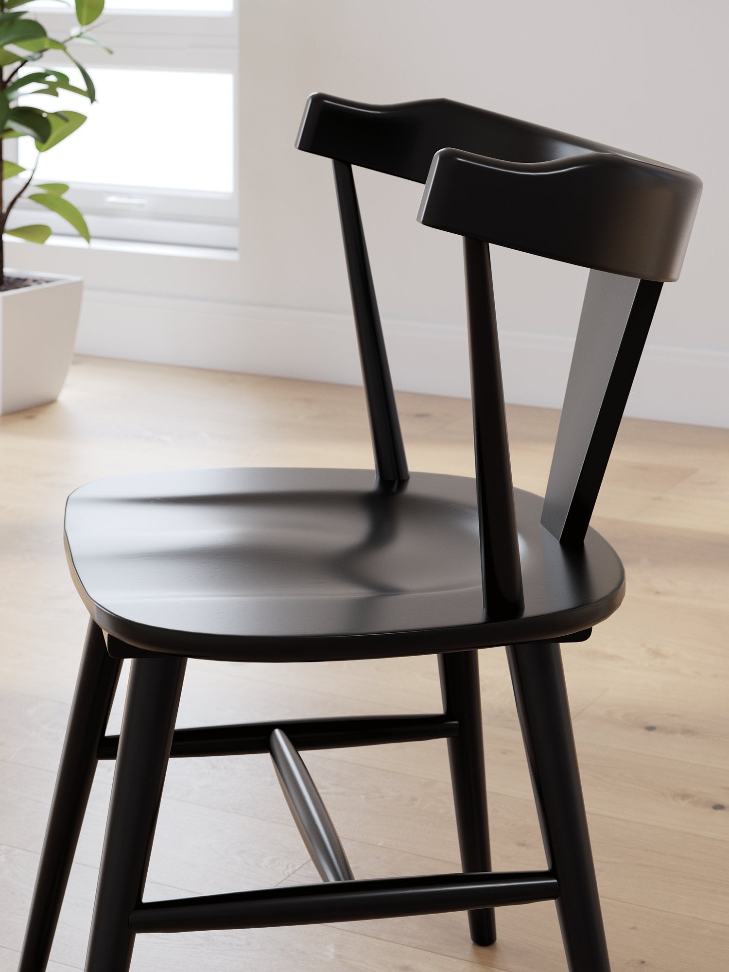 Gretlynn Dining Chair - Furniture & Design Outlet (Kalamazoo,MI)