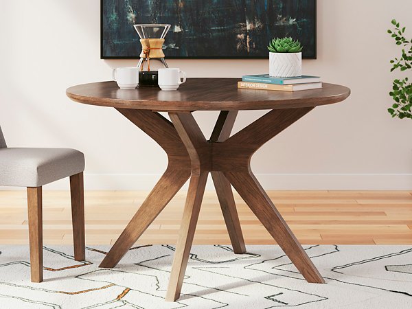 Lyncott Dining Room Set - Furniture & Design Outlet (Kalamazoo,MI)