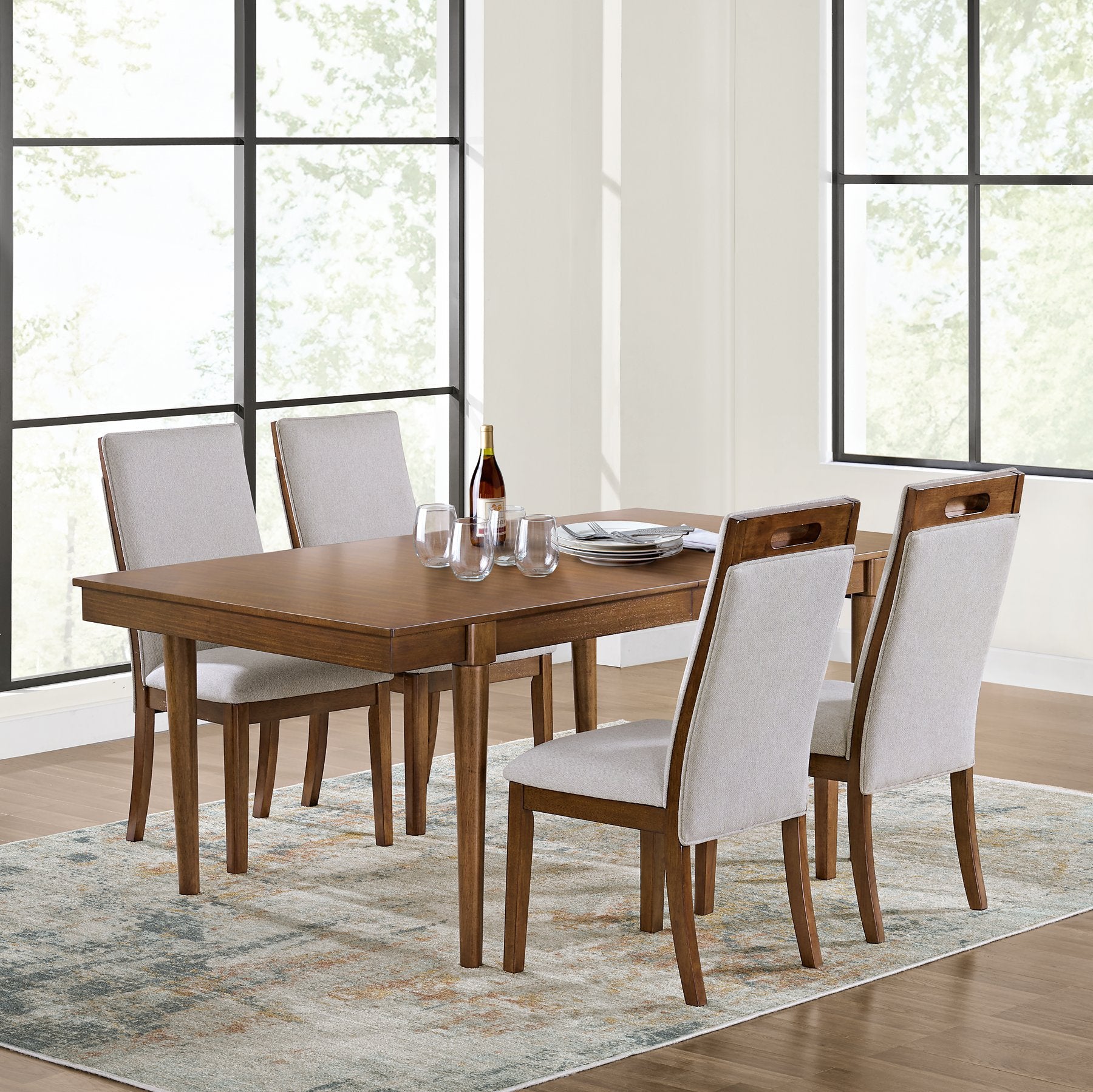Lyncott Dining Room Set - Furniture & Design Outlet (Kalamazoo,MI)