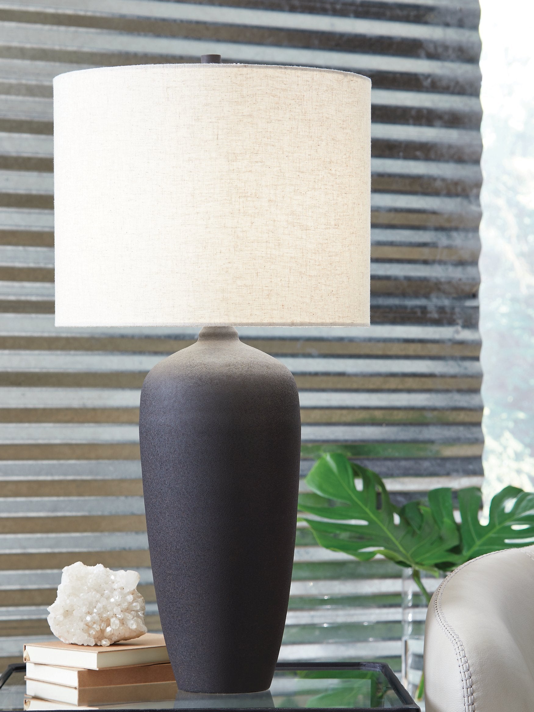 Ryenburg Table Lamp - Furniture & Design Outlet (Kalamazoo,MI)