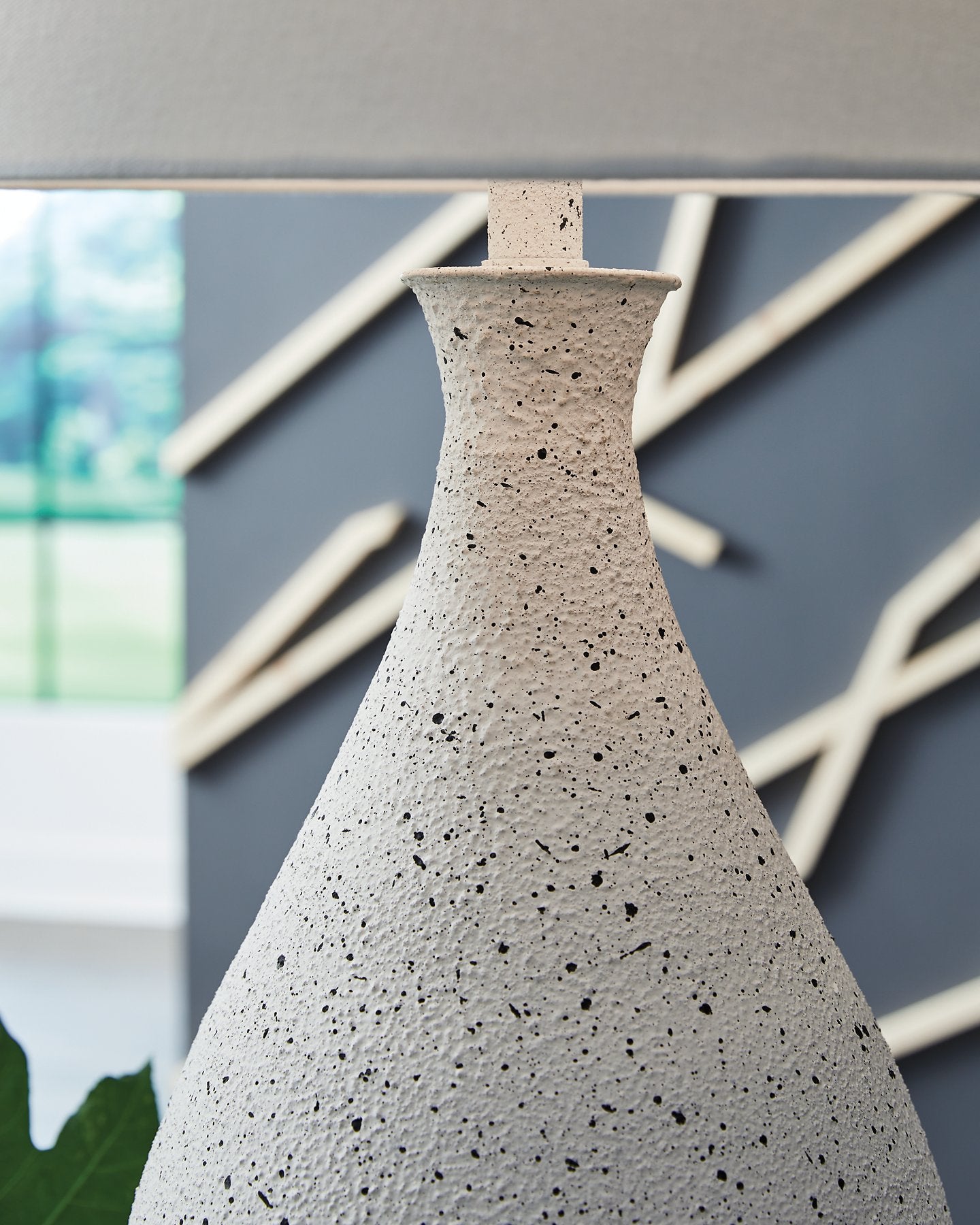 Wyattford Table Lamp - Furniture & Design Outlet (Kalamazoo,MI)