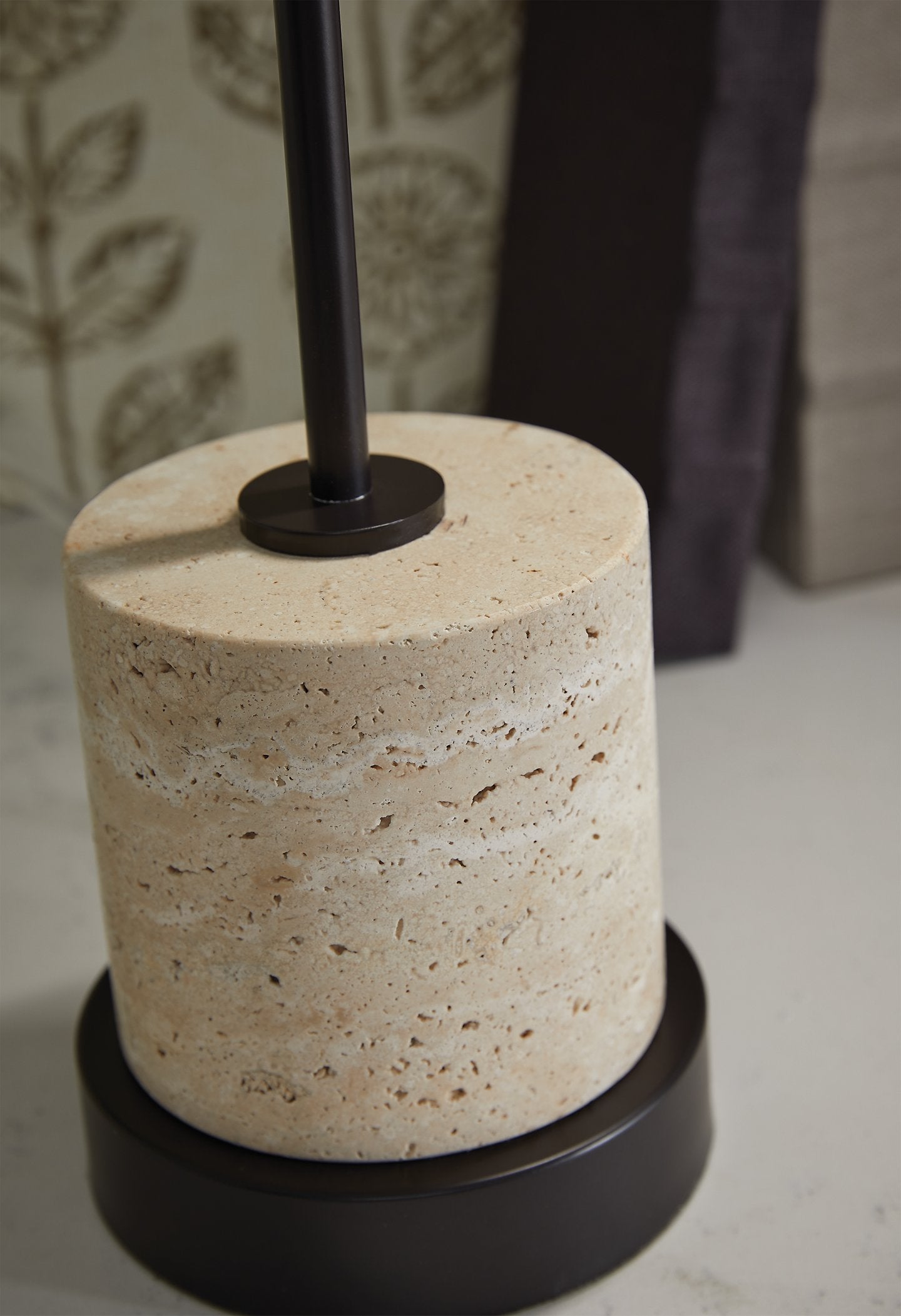 Vinmour Desk Lamp - Furniture & Design Outlet (Kalamazoo,MI)