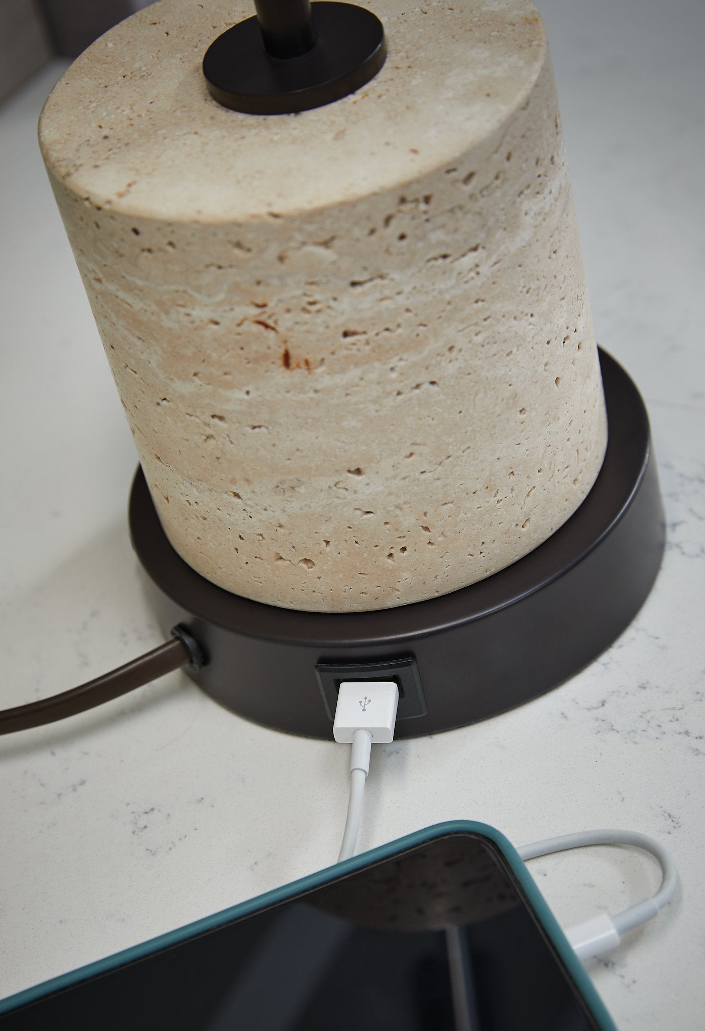 Vinmour Desk Lamp - Furniture & Design Outlet (Kalamazoo,MI)