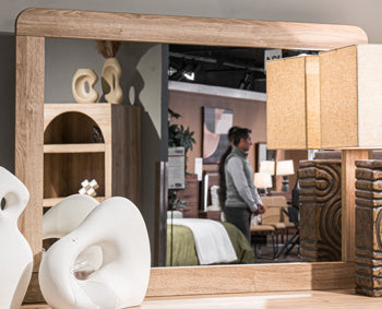 Kinlanni Bedroom Mirror - Furniture & Design Outlet (Kalamazoo,MI)