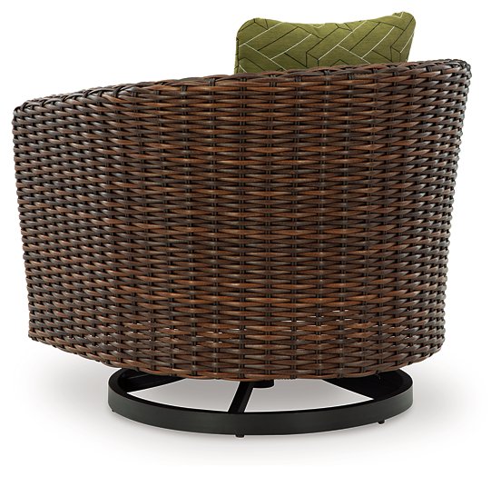 Horizon Hall Outdoor Package - Furniture & Design Outlet (Kalamazoo,MI)