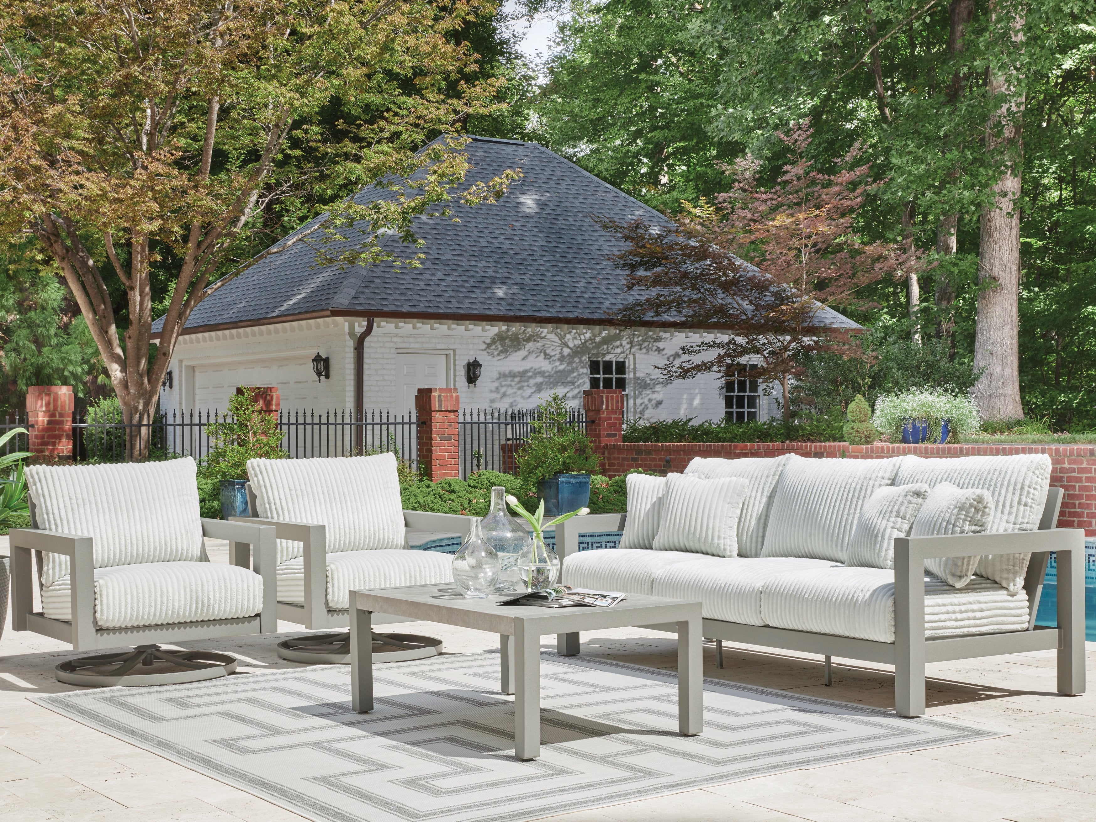 Hurley Park Outdoor Package - Furniture & Design Outlet (Kalamazoo,MI)