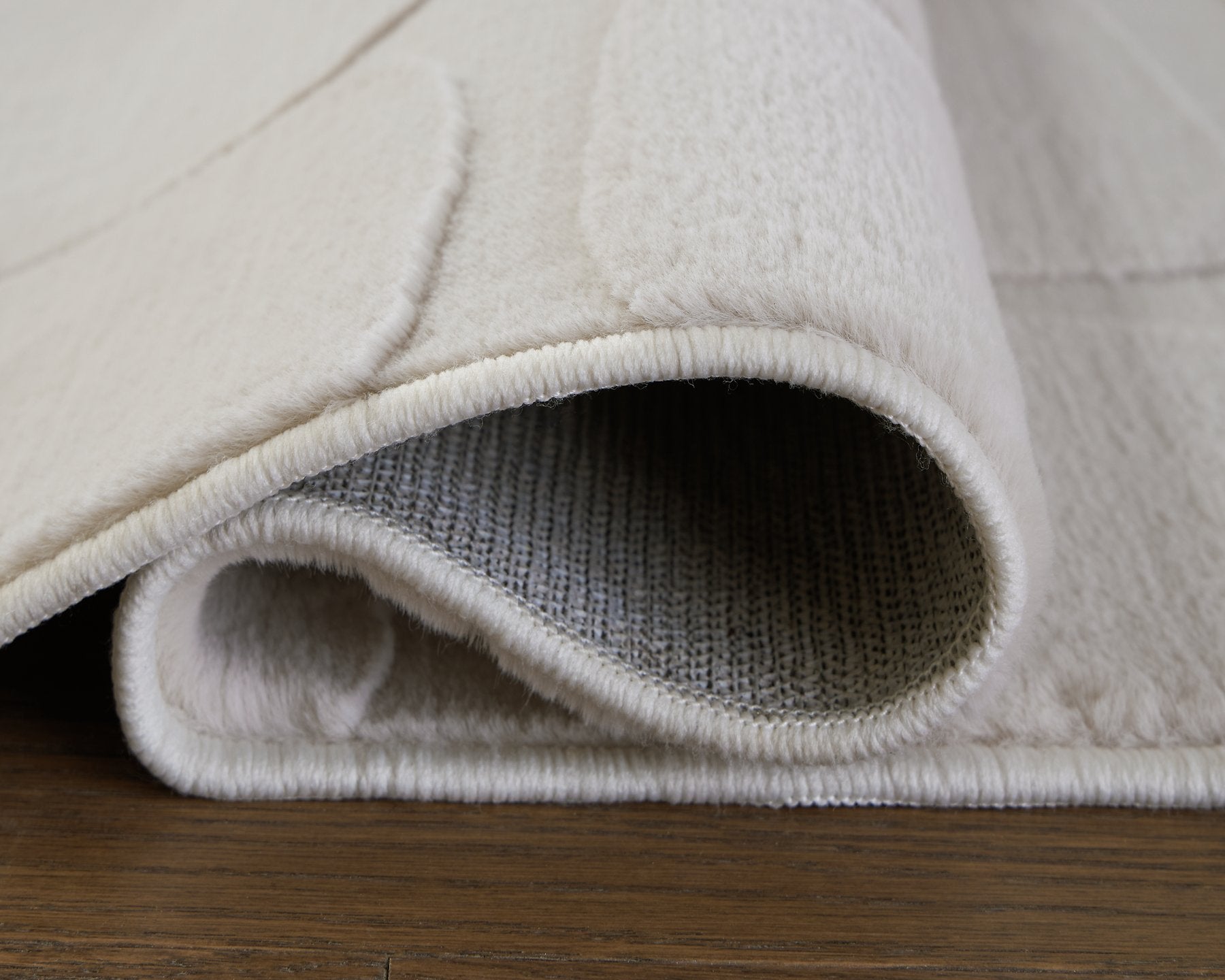 Malvinsboro Washable Area Rug - Furniture & Design Outlet (Kalamazoo,MI)
