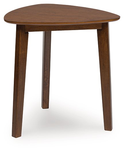 Lyncott Table (Set of 3) - Furniture & Design Outlet (Kalamazoo,MI)