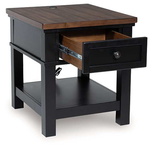 Wildenauer End Table - Furniture & Design Outlet (Kalamazoo,MI)
